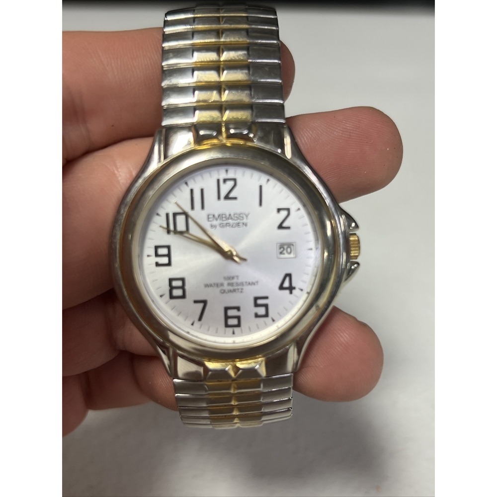 Embassy by‎ Gruen 4430 Gold and Silver Tone. Untested